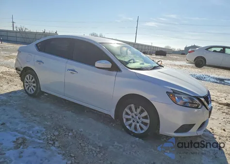 2016 Nissan Sentra S z USA, uszkodzony, nr VIN 3N1AB7AP2GY263595